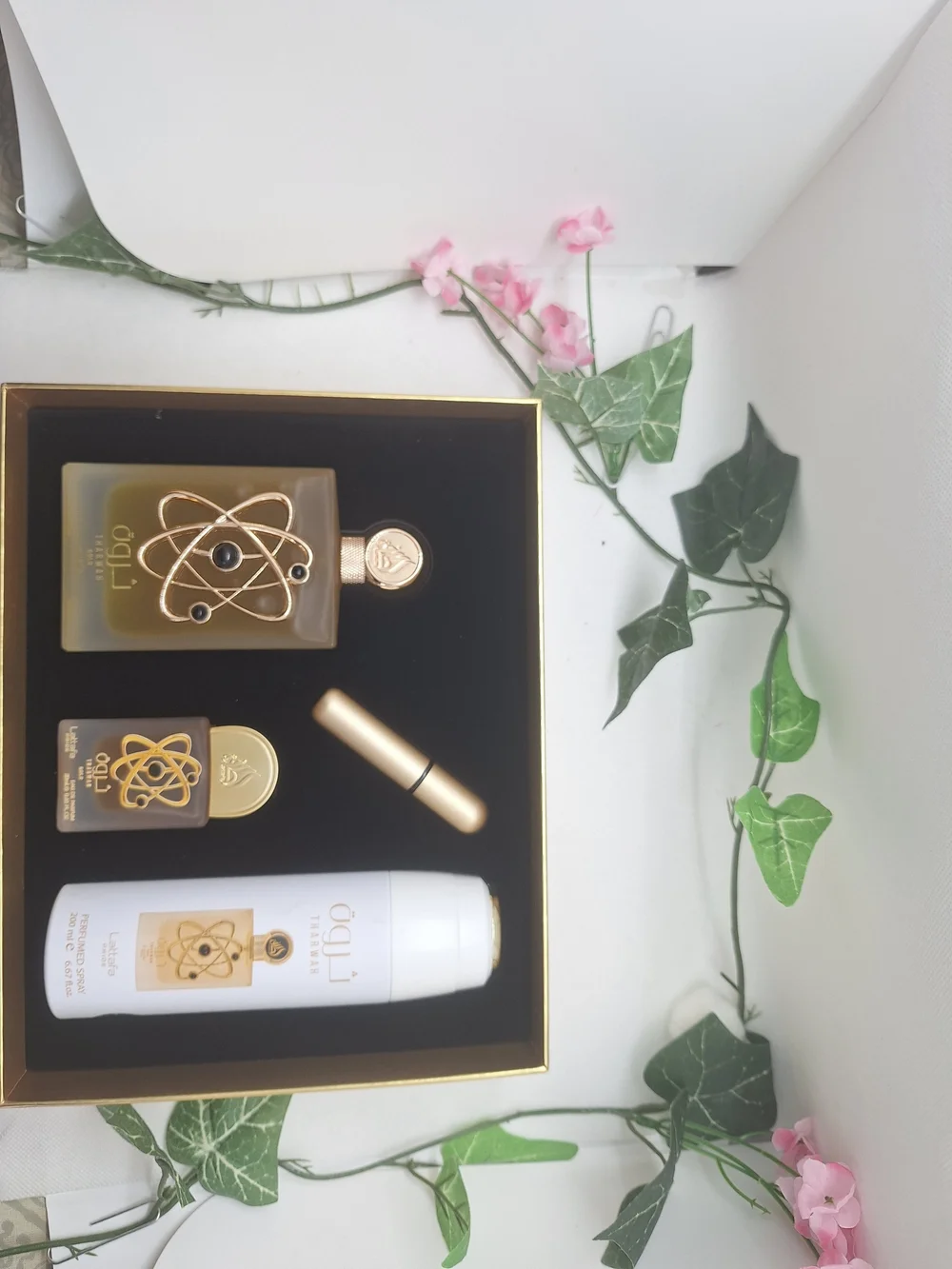 Lattafa Tharwah Gold Gift Set Fragrances.